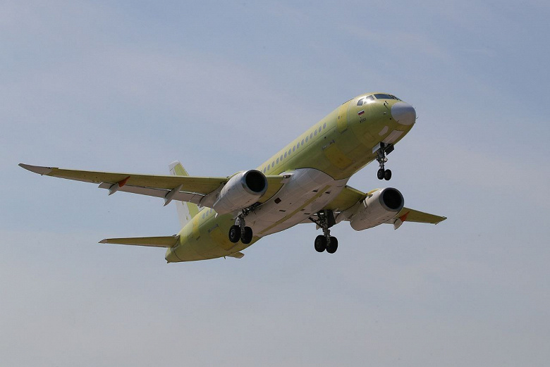 Импортозамещённый «Суперджет» SJ-100 совершил второй полёт – заметно дольше и выше, чем в первый раз